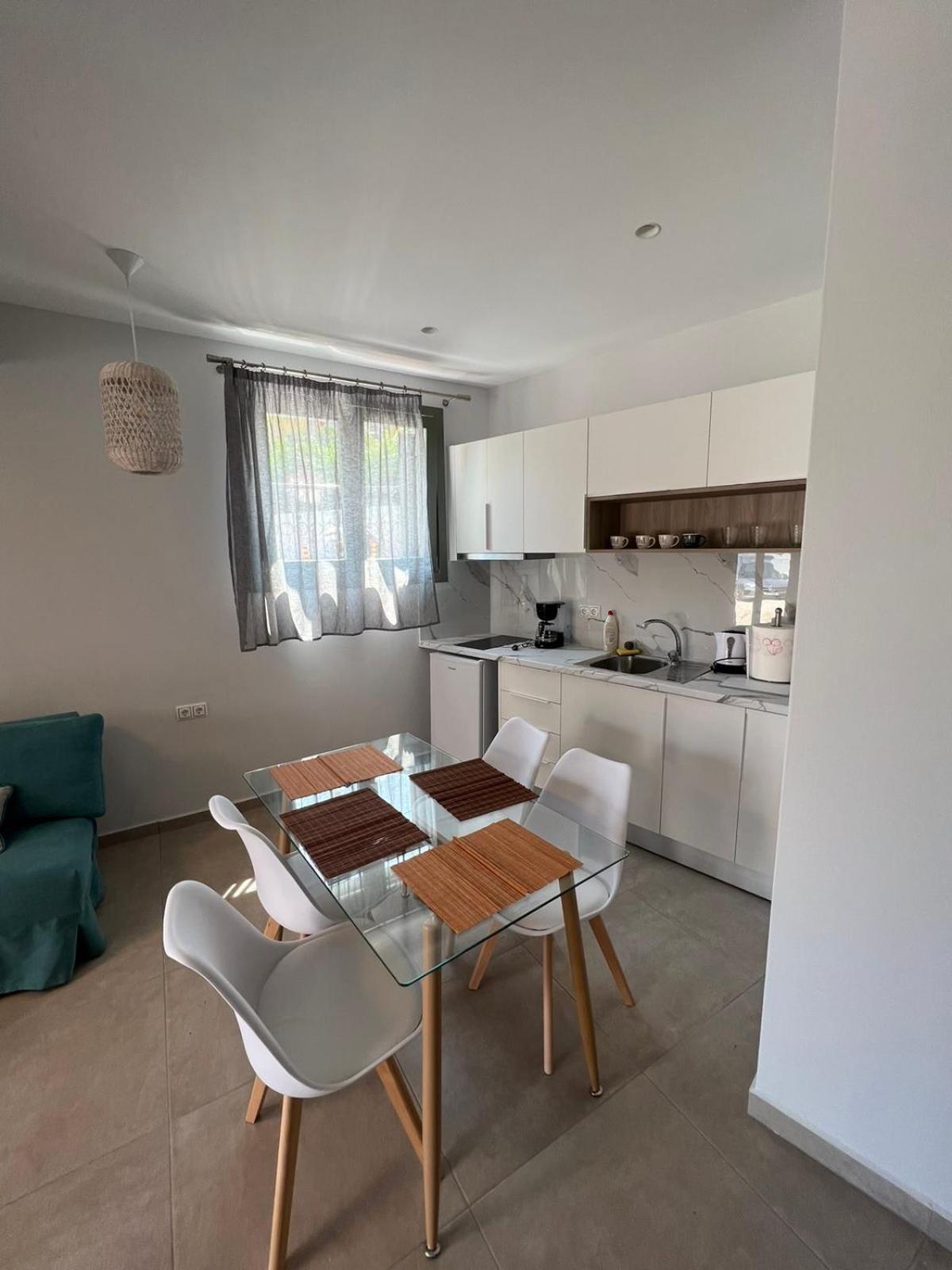 Anax Apartments Parga Eksteriør billede