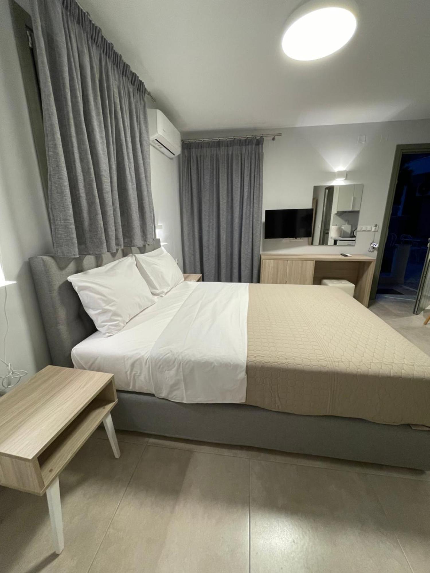 Anax Apartments Parga Eksteriør billede